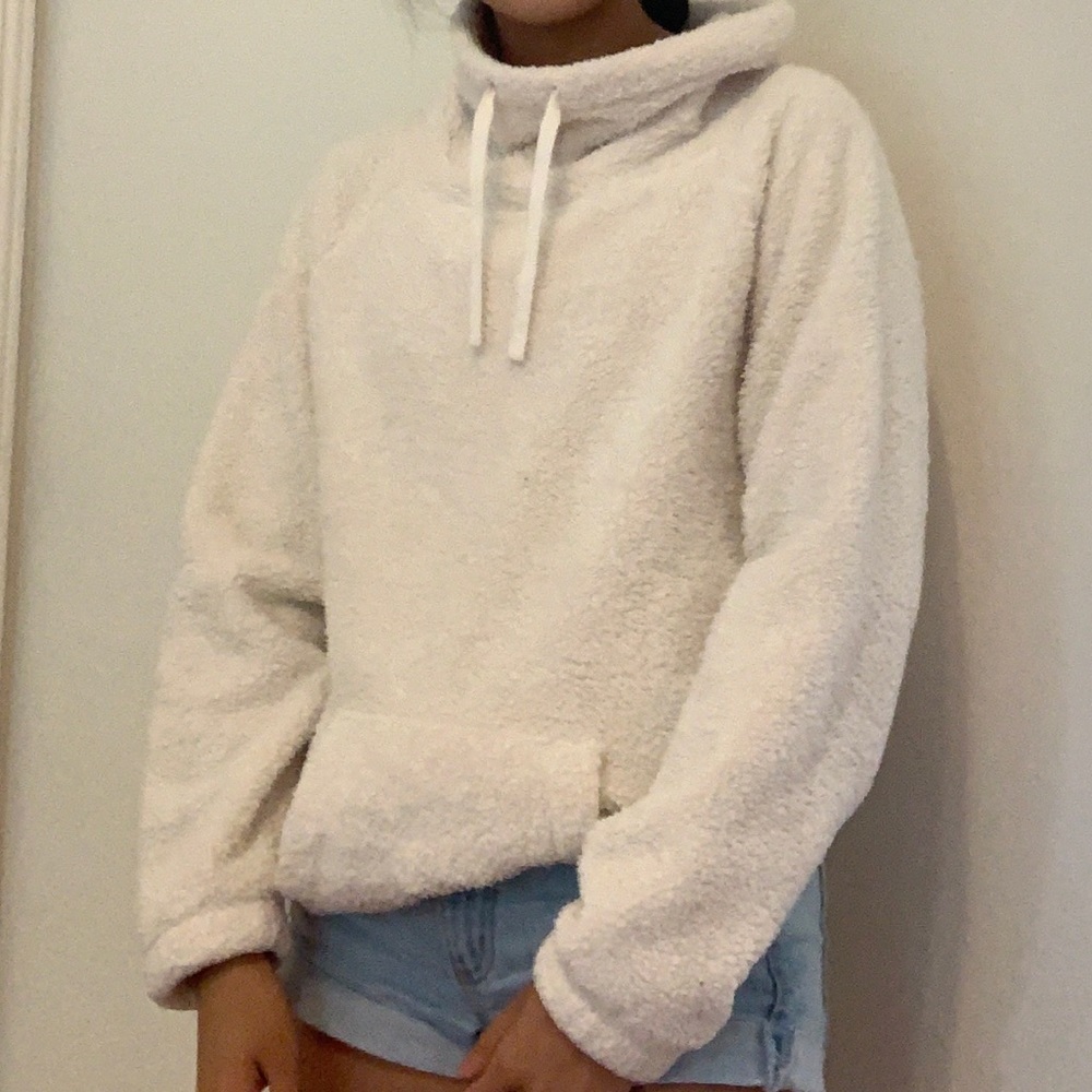 GAP Cozy cream fleece mockneck lounge hoodie